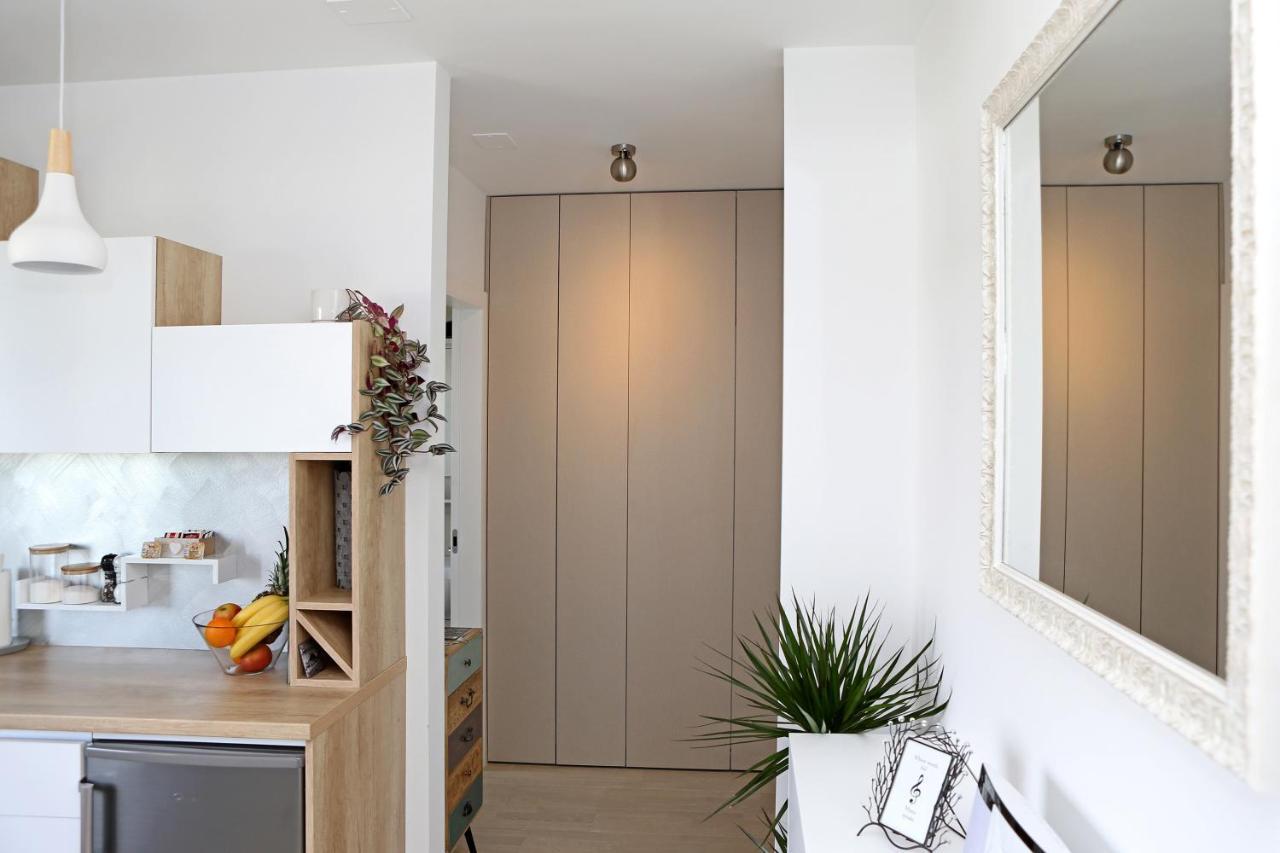 Studio Apartment Camino With Parking Zadar Exterior photo