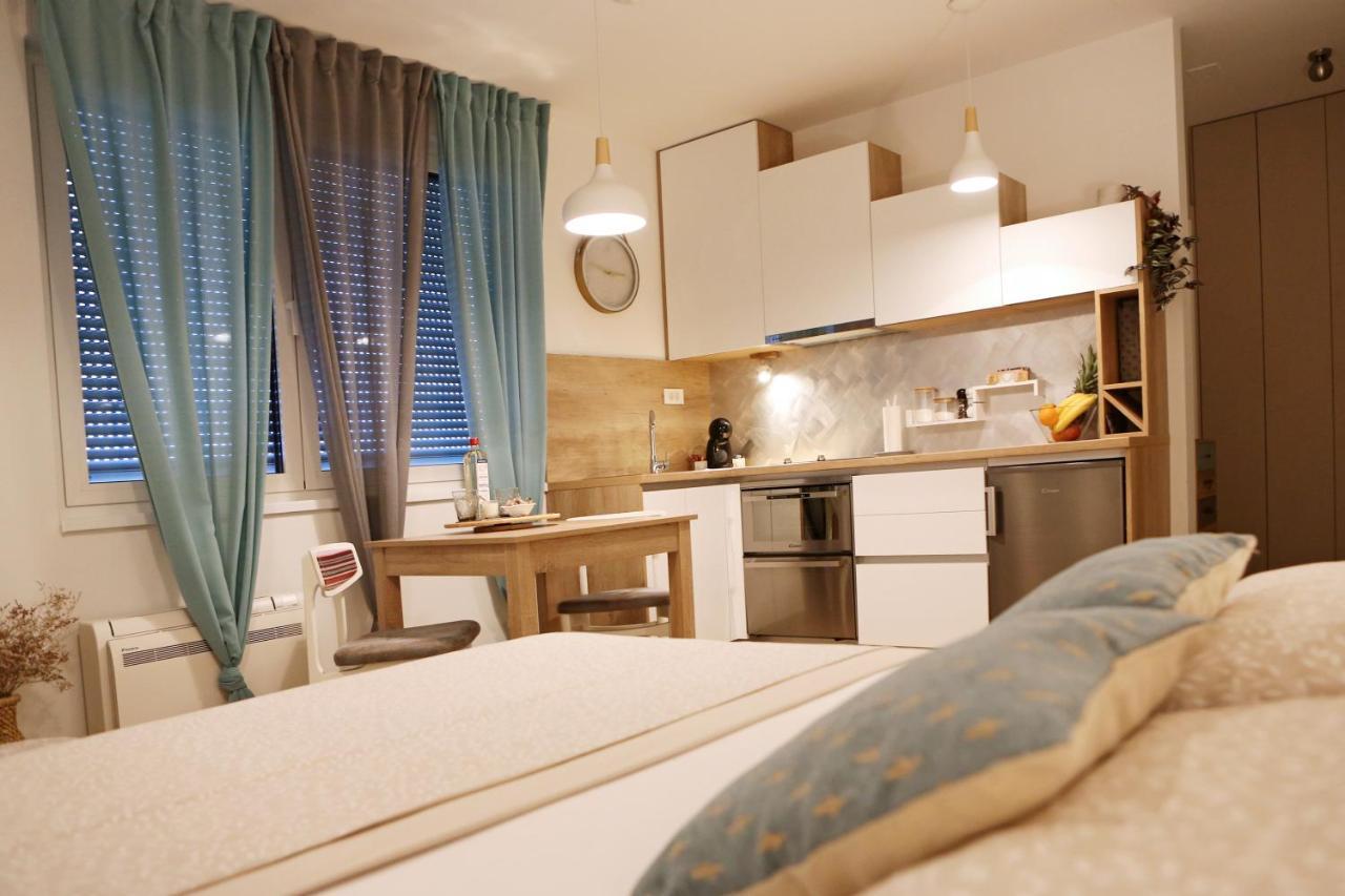 Studio Apartment Camino With Parking Zadar Exterior photo