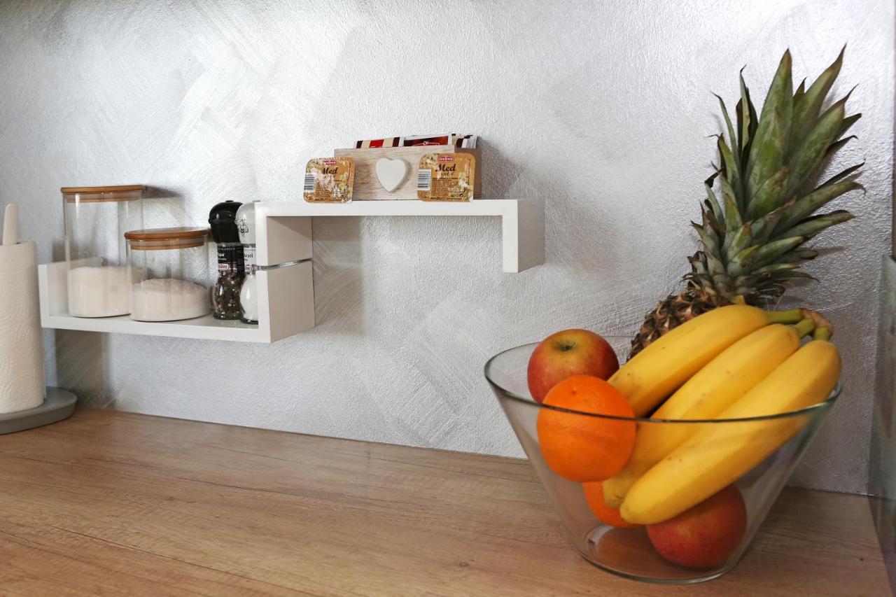 Studio Apartment Camino With Parking Zadar Exterior photo